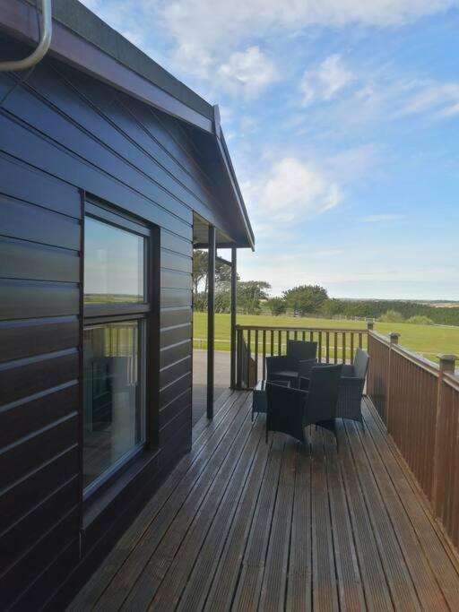 Marios Lodge Padstow Esterno foto